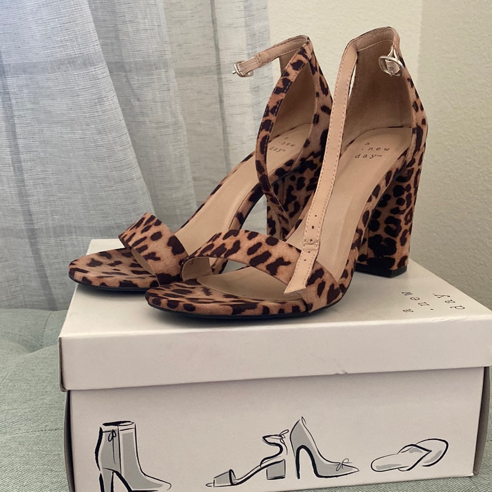 Cheetah print sandal strap heels! Worn ONE TIME! Size 6.5